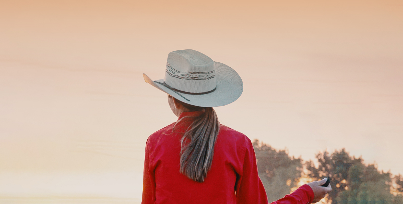 Get the Look: Coastal Cowgirl Style